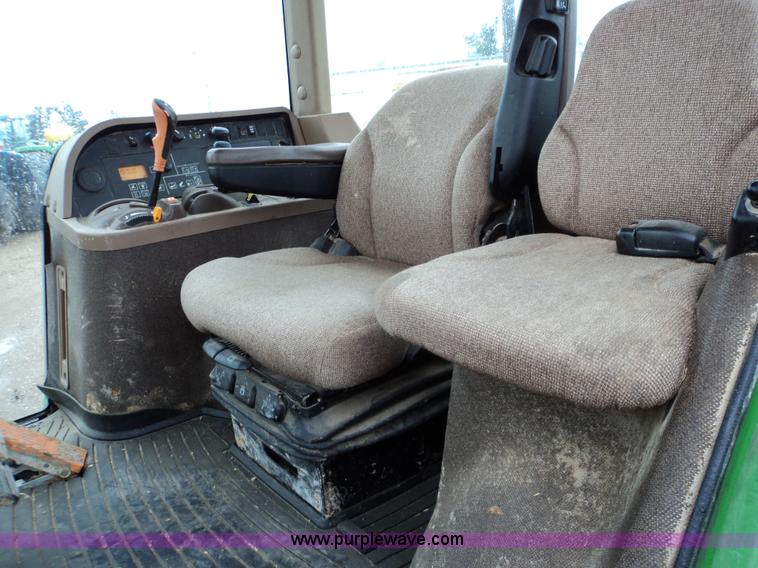 image for item 1801 2007 John Deere 7830 MFWD tractor