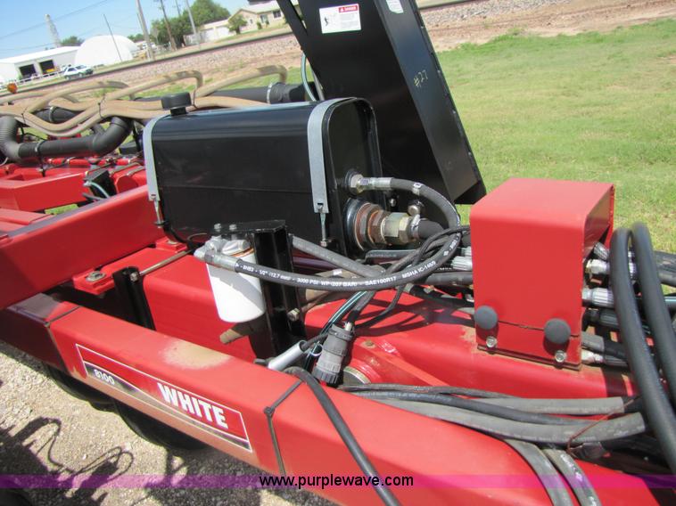 image for item 3138 White 8500 16R30 planter