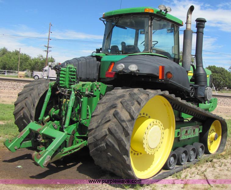 image for item 3139 2002 John Deere 9320T tractor
