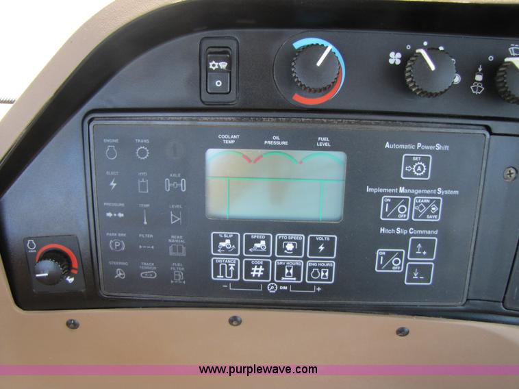 image for item 3139 2002 John Deere 9320T tractor