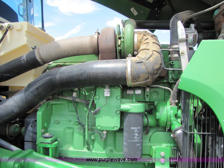 image for item 3139 2002 John Deere 9320T tractor