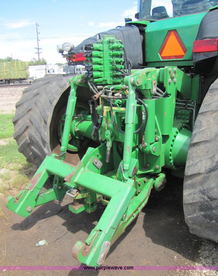 image for item 3139 2002 John Deere 9320T tractor