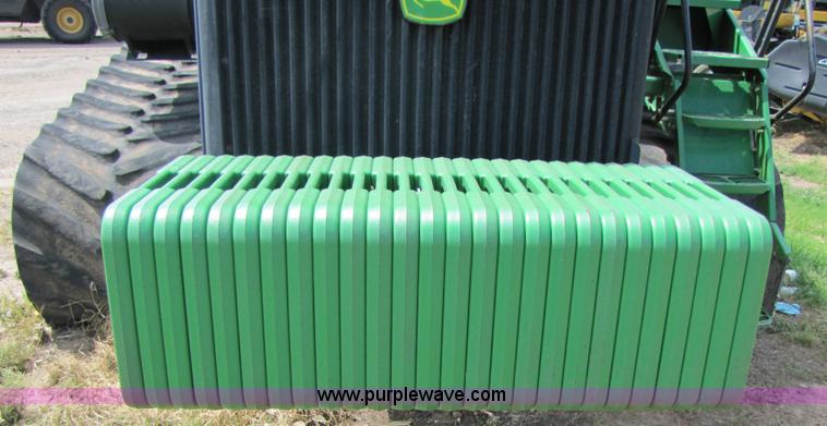 image for item 3139 2002 John Deere 9320T tractor