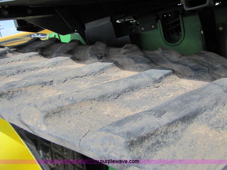 image for item 3139 2002 John Deere 9320T tractor