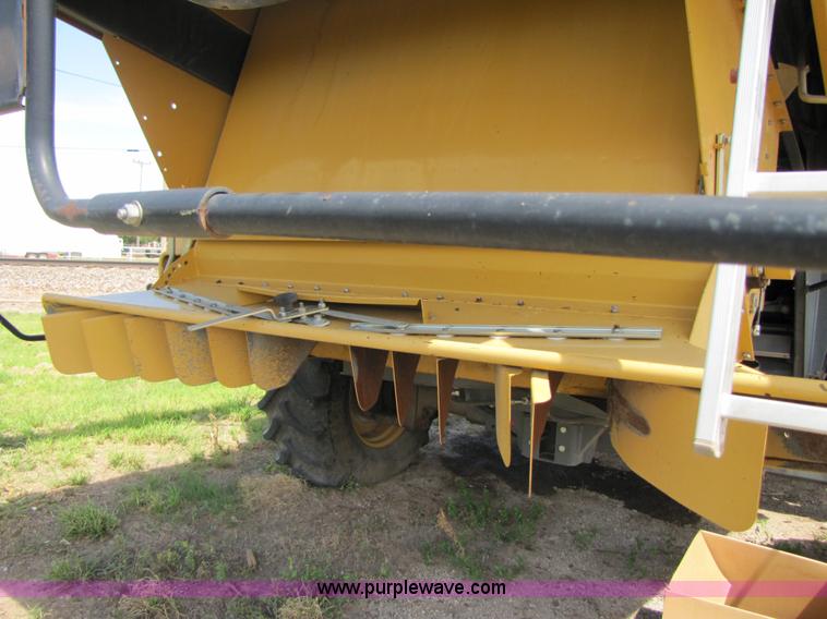 image for item 3140 1999 Caterpillar Lexion 480 RWA combine