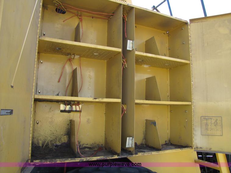 image for item 3141 2004 Challenger LB44 4x4 big square baler