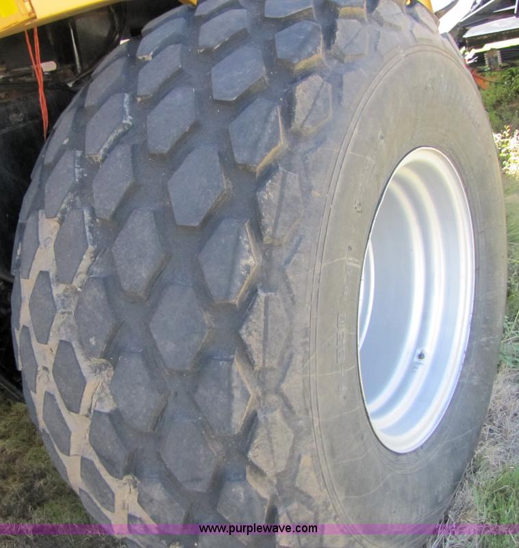 image for item 3141 2004 Challenger LB44 4x4 big square baler