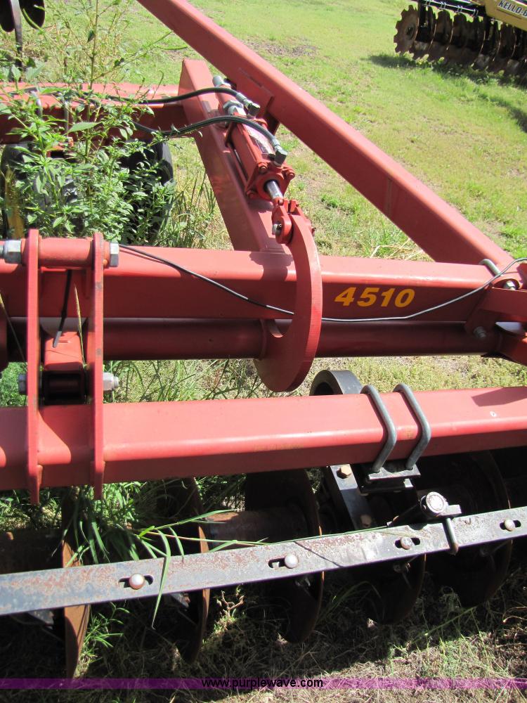 image for item 3146 1999 Sunflower 4510-11 14' disc chisel