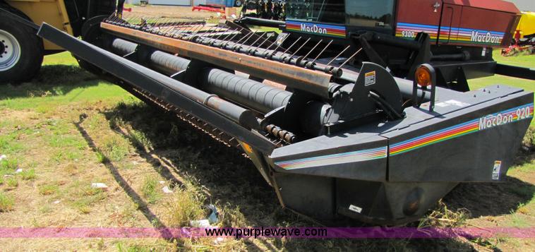 image for item 3148 1998 Mac Don 920 16' auger head
