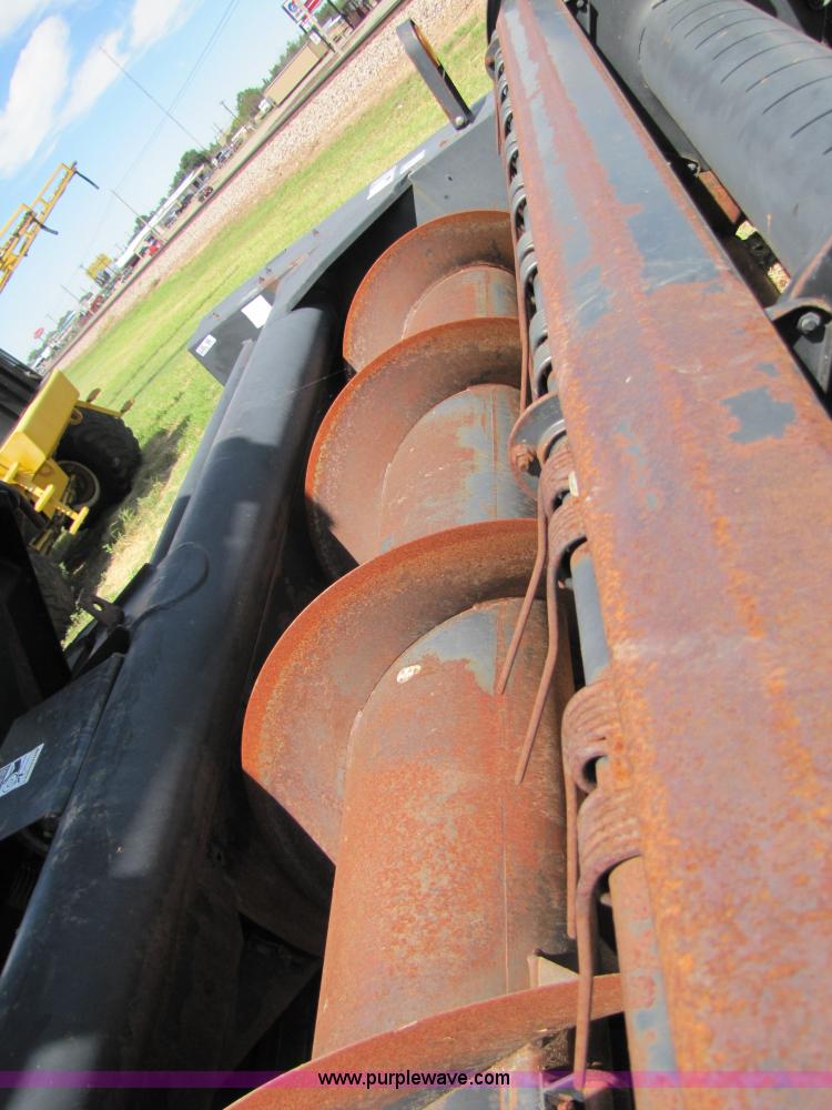 image for item 3148 1998 Mac Don 920 16' auger head