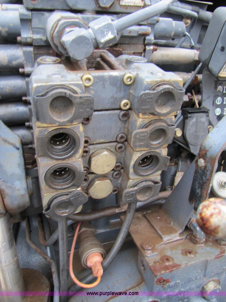 image for item 3191 1996 Caterpillar Challenger 45 tractor