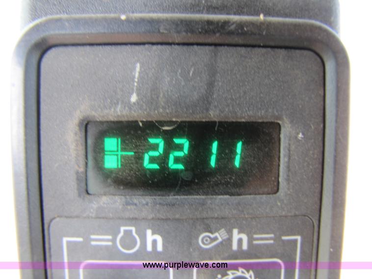 image for item 3439 1996 John Deere 7450 cotton stripper