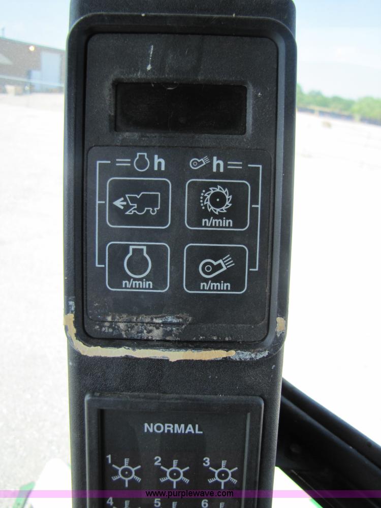 image for item 3439 1996 John Deere 7450 cotton stripper