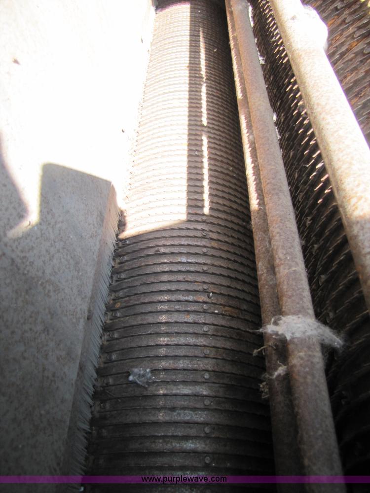 image for item 3439 1996 John Deere 7450 cotton stripper