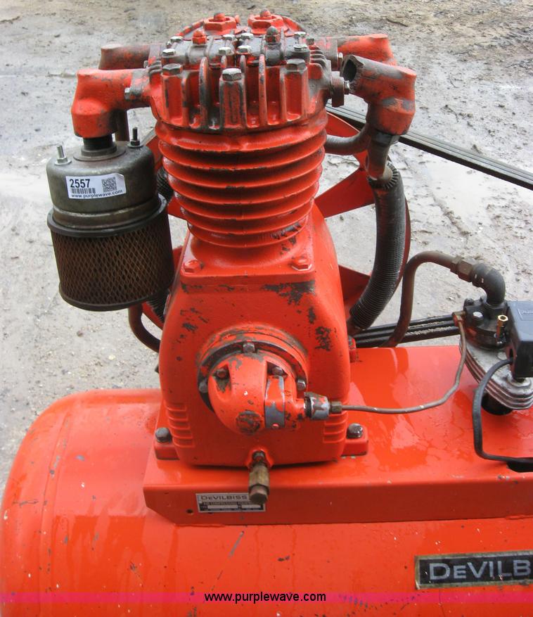 image for item 2557 Devilbiss air compressor