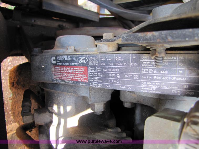 image for item 3123 1995 Ford F800 water truck