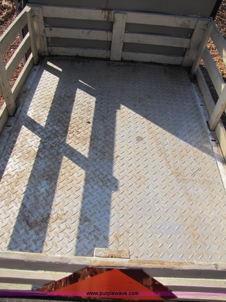 image for item 3124 2004 Columbia ParCar utility vehicle