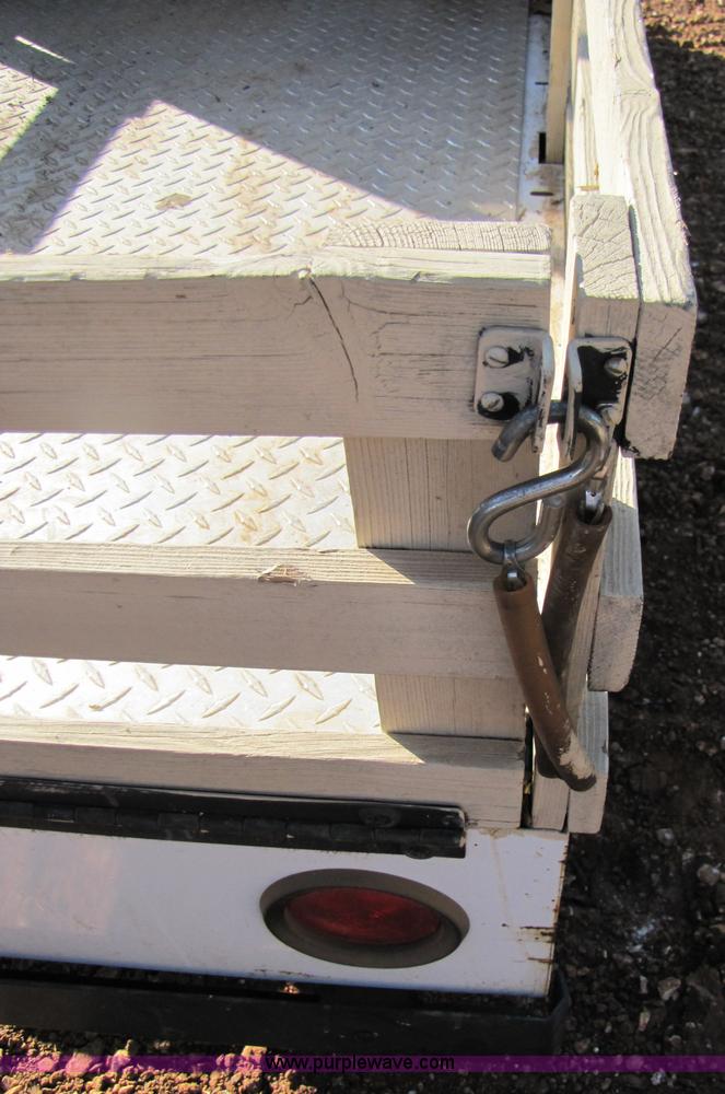 image for item 3124 2004 Columbia ParCar utility vehicle