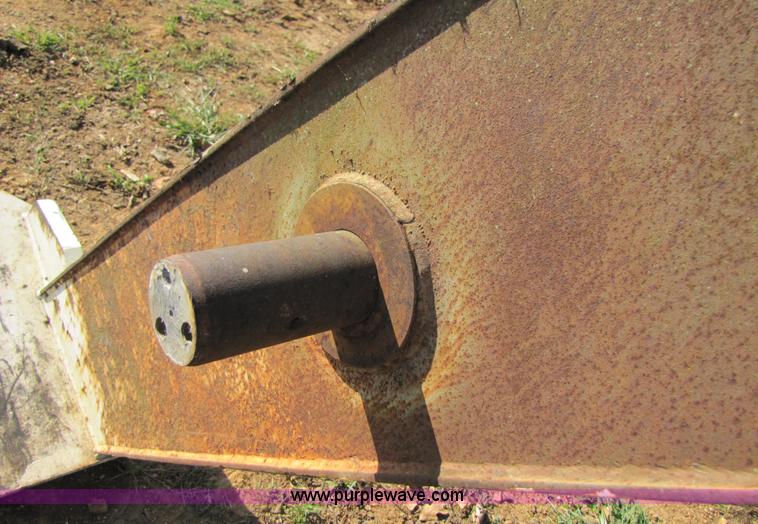 image for item 3125 Dump bed end gate