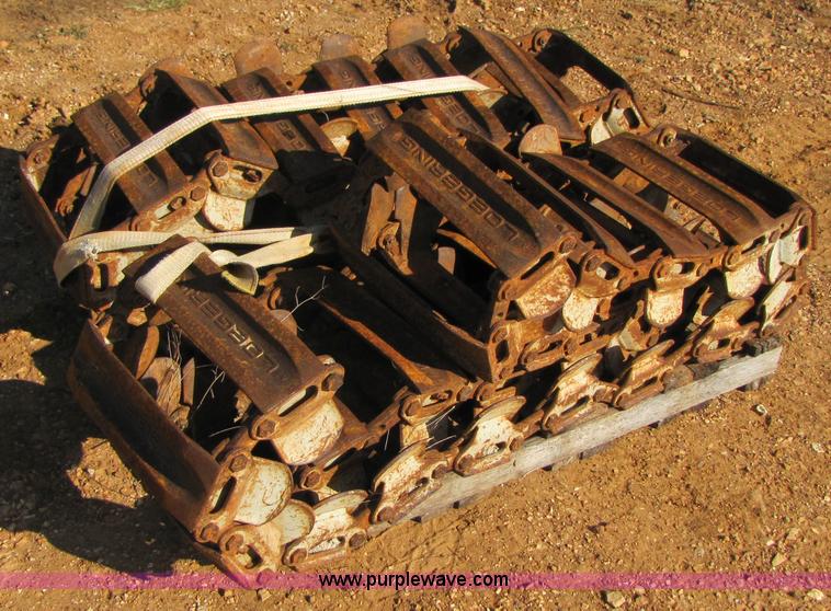image for item 3126 Loegering skid steer tracks
