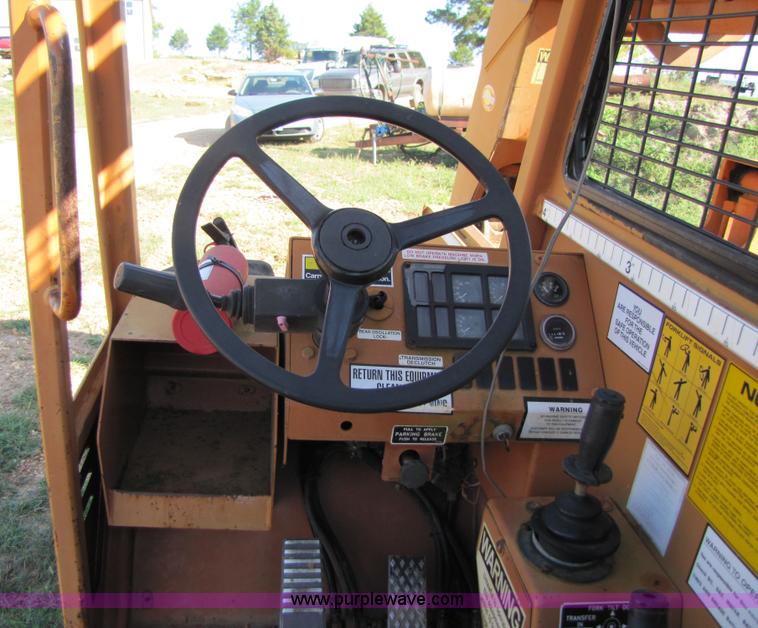 image for item 3127 1997 Lull 844C-42 telehandler