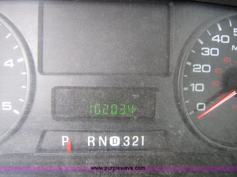 image for item 3192 2005 Ford F350 Super Duty service truck