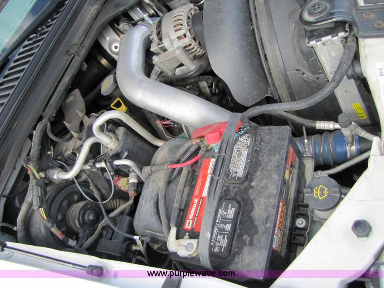 image for item 3192 2005 Ford F350 Super Duty service truck