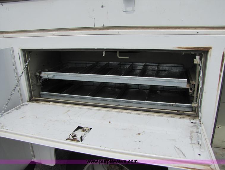 image for item 3192 2005 Ford F350 Super Duty service truck