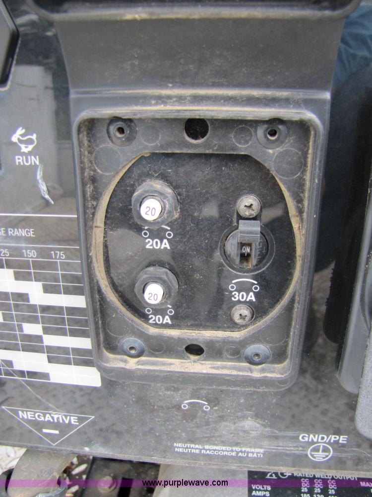 image for item 3192 2005 Ford F350 Super Duty service truck