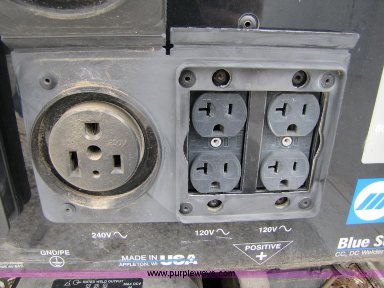 image for item 3192 2005 Ford F350 Super Duty service truck