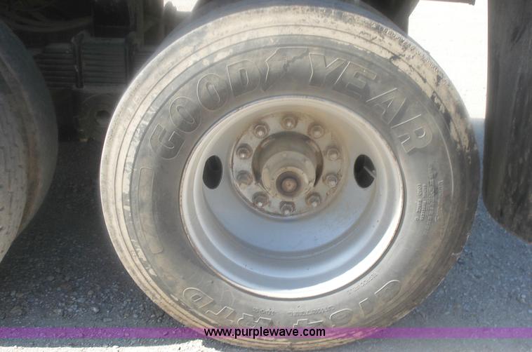 image for item 3548 22' end dump trailer