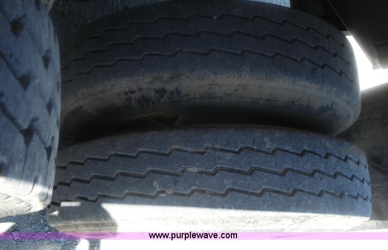 image for item 3548 22' end dump trailer