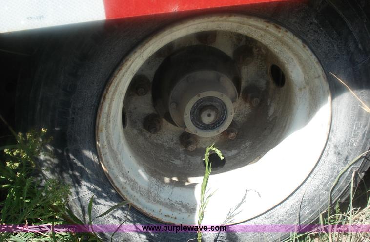 image for item 3549 2001 Talbert Austin AC-20 trailer