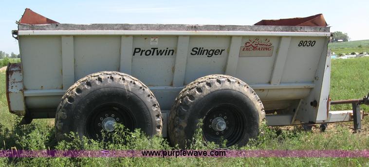 image for item 3563 Knight ProTwin Slinger 8030 manure spreader