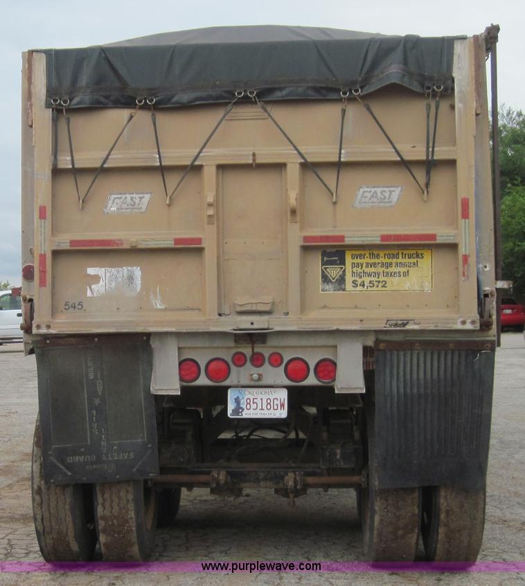 image for item 4095 1981 Fast 32' dump trailer
