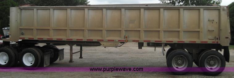 image for item 4095 1981 Fast 32' dump trailer