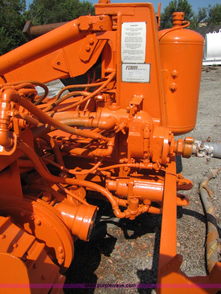 image for item 4651 Joy MS2A track drill