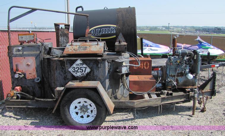 image for item 4652 1997 Cimline 225 melter applicator