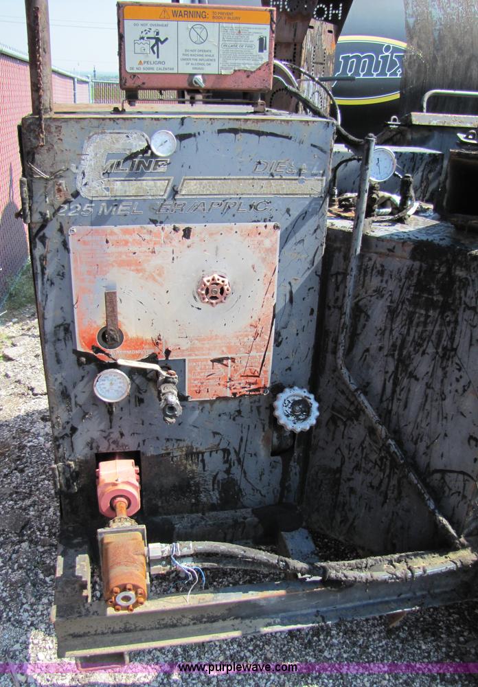 image for item 4652 1997 Cimline 225 melter applicator