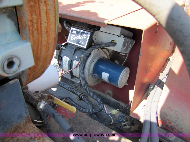 image for item 4652 1997 Cimline 225 melter applicator