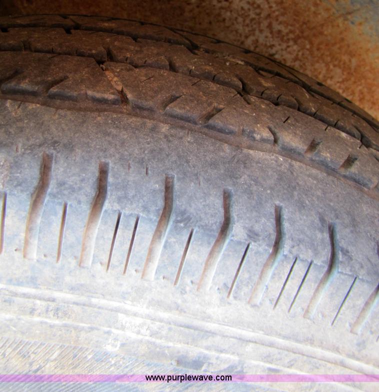 image for item 4652 1997 Cimline 225 melter applicator