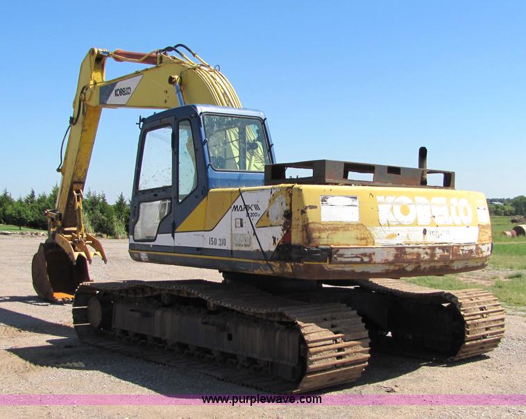 image for item 4884 Kobelco SK200LC excavator