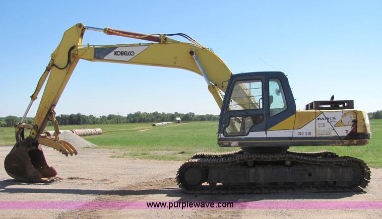 image for item 4884 Kobelco SK200LC excavator