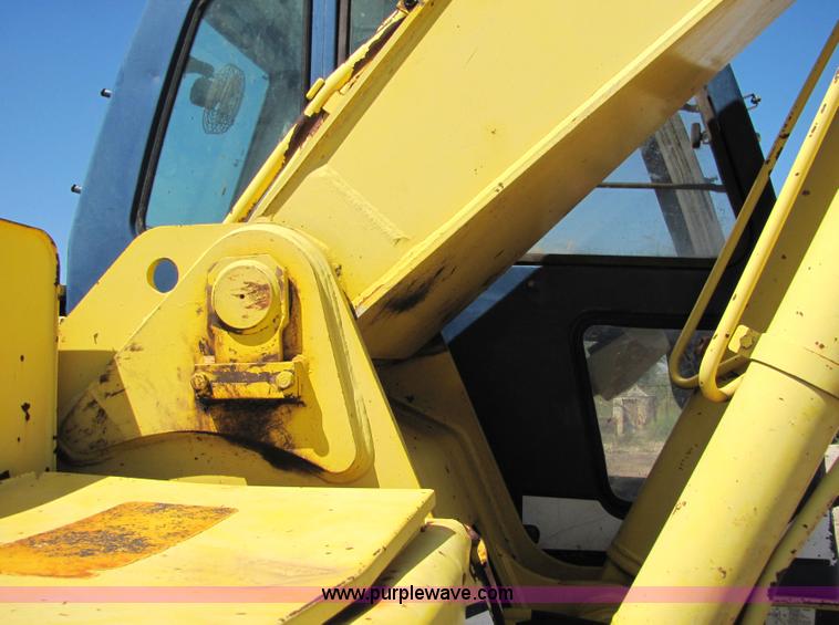 image for item 4884 Kobelco SK200LC excavator
