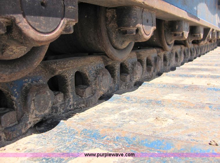 image for item 4884 Kobelco SK200LC excavator