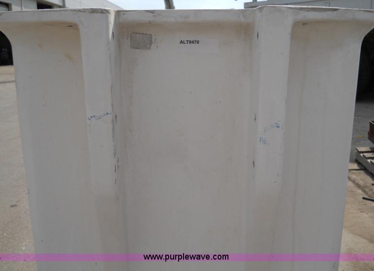 image for item 5033 Altech aerial bucket