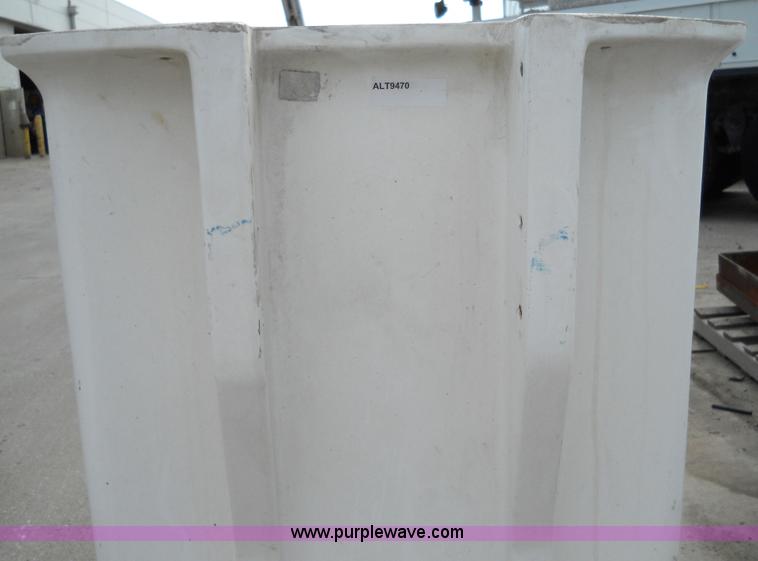 image for item 5033 Altech aerial bucket