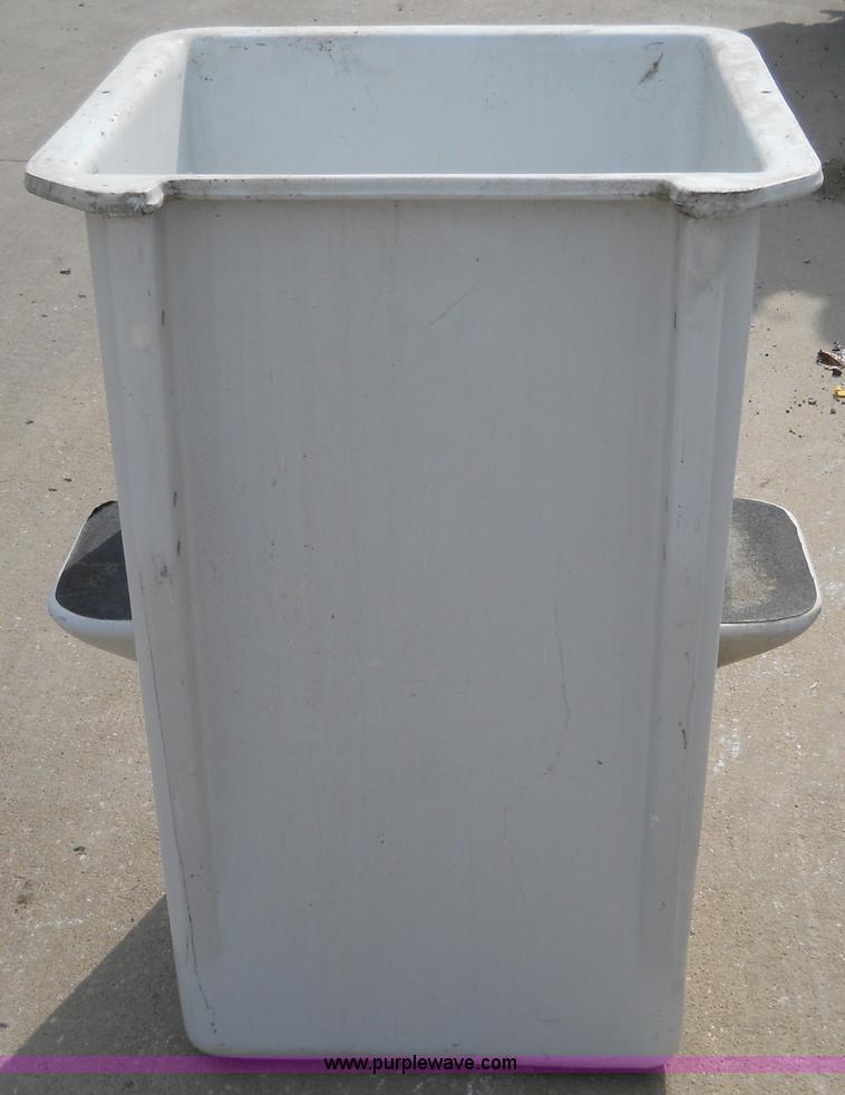 image for item 5034 Altech aerial bucket