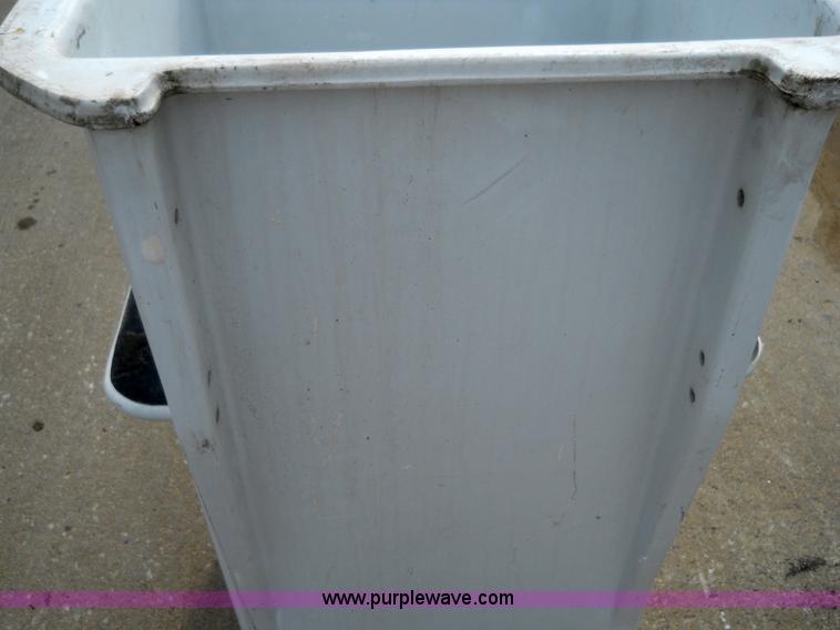 image for item 5034 Altech aerial bucket