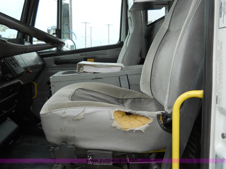 image for item 5059 2001 Freightliner FL80 digger truck